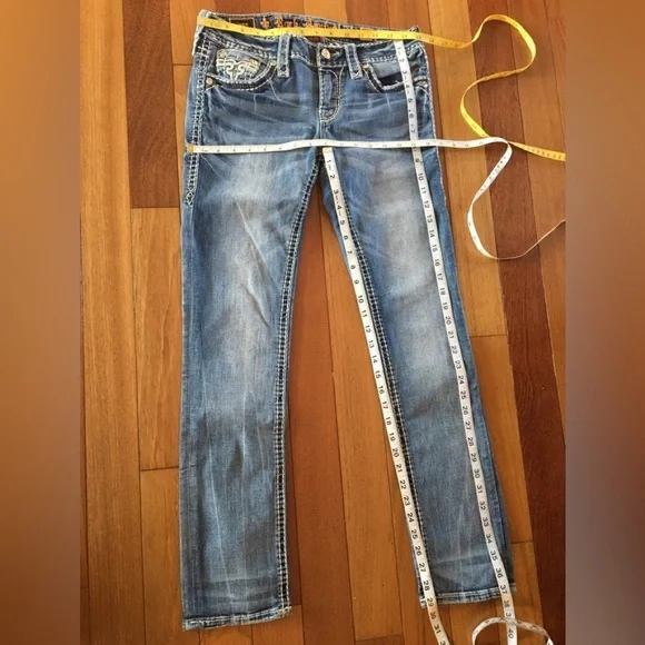 ROCK REVIVAL Jena Straight Stretch Jean ?. - Picture 15 of 16